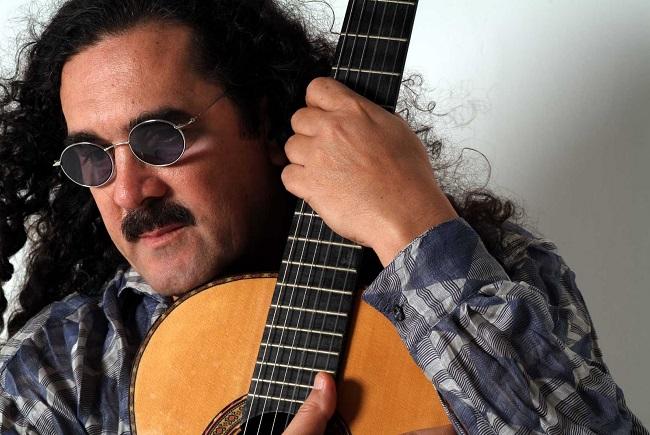 Resultado de imagem para caetano & gil- carnaval 2017 moraes moreira